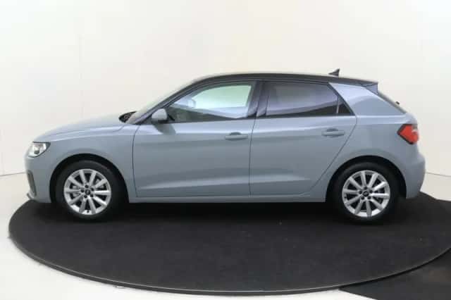 Audi A1 (2025) thumbnail 2
