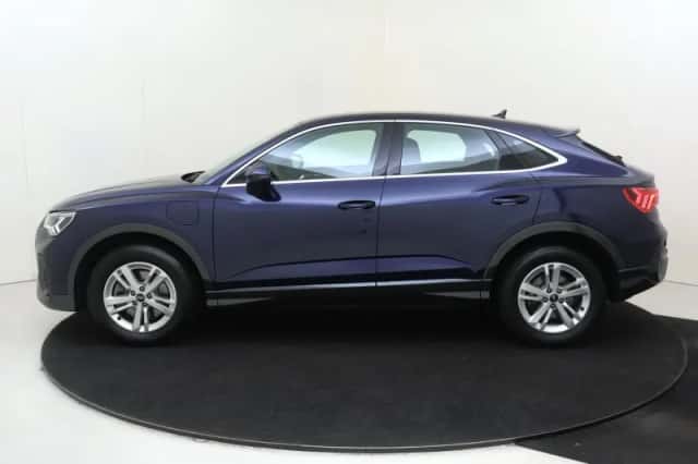 Audi Q3 (2024) thumbnail 2