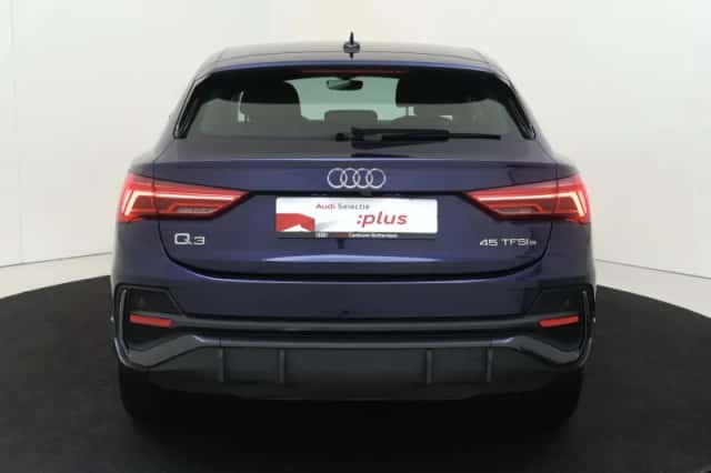 Audi Q3 (2024) thumbnail 4