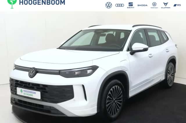 Volkswagen Tayron (2025) thumbnail 1