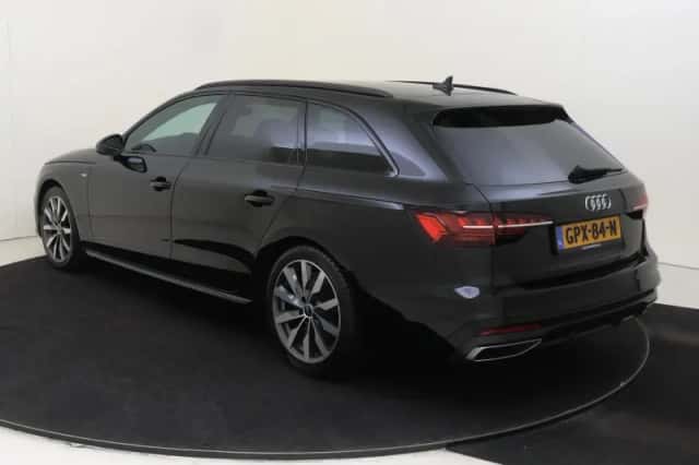 Audi A4 (2024) thumbnail 3