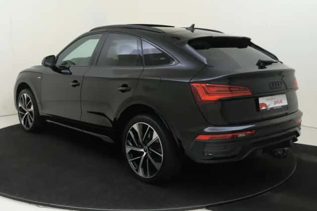 Audi Q5 (2024) thumbnail 3