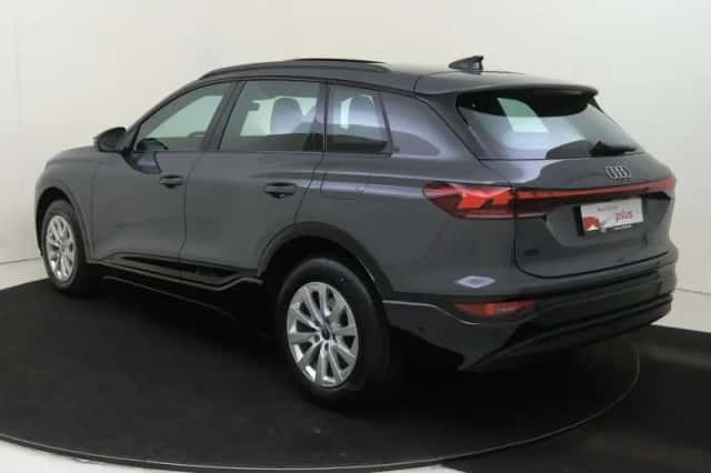 Audi Q6 e-tron (2025) thumbnail 3