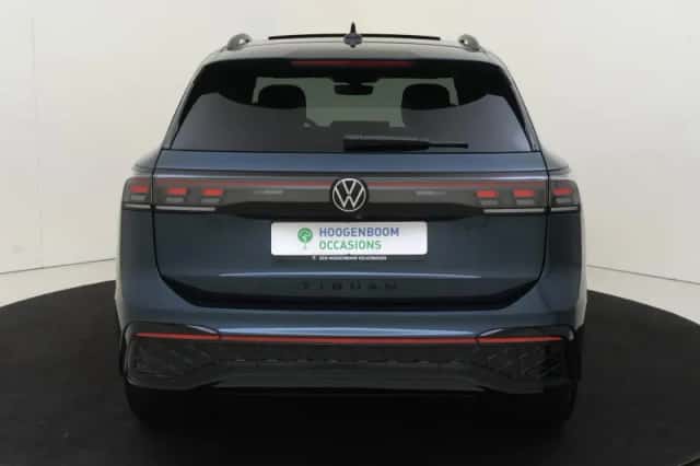 Volkswagen Tiguan (2025) thumbnail 4