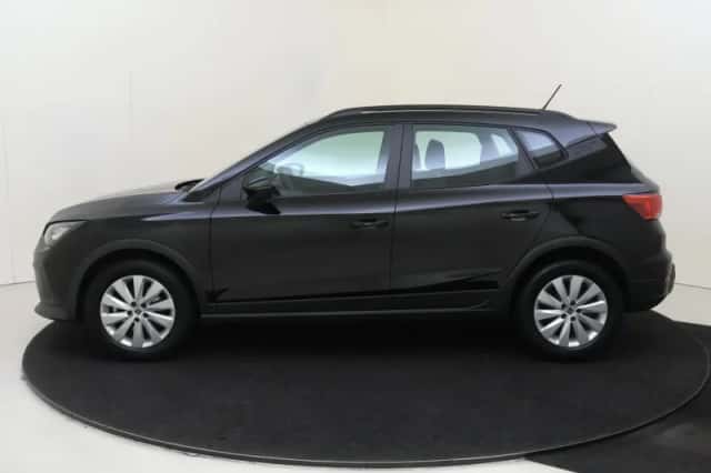 SEAT Arona (2024) thumbnail 2
