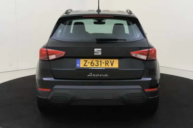 SEAT Arona (2024) thumbnail 4