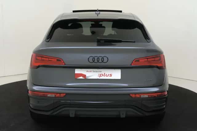 Audi Q5 (2024) thumbnail 4