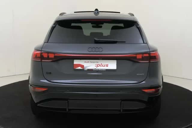 Audi Q6 e-tron (2024) thumbnail 4