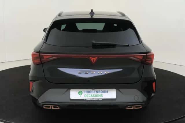 CUPRA Leon Sportstourer (2025) thumbnail 4
