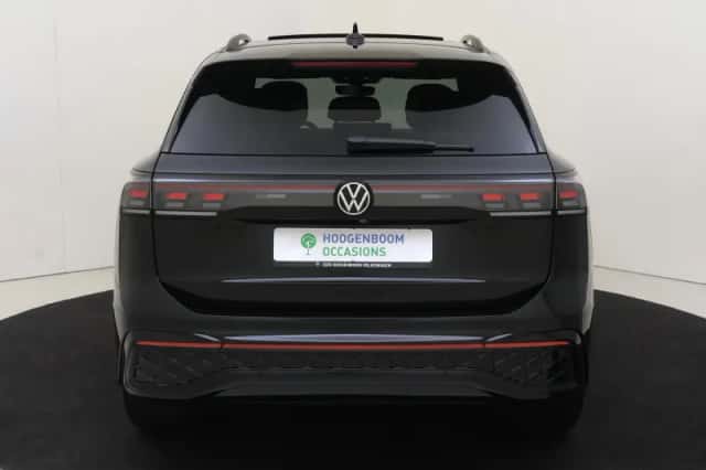 Volkswagen Tiguan (2025) thumbnail 4