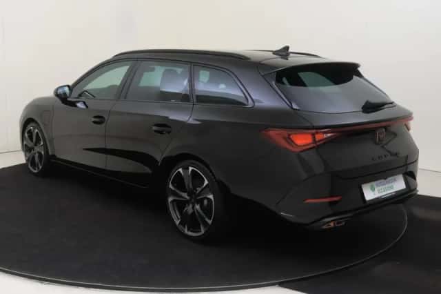 CUPRA Leon Sportstourer (2024) thumbnail 3