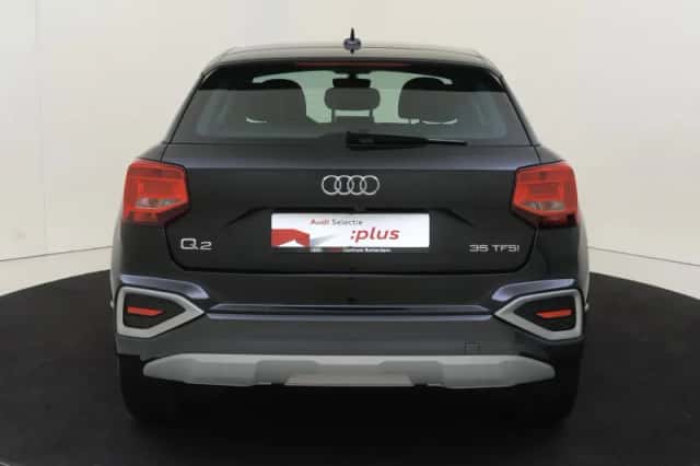 Audi Q2 (2023) thumbnail 4