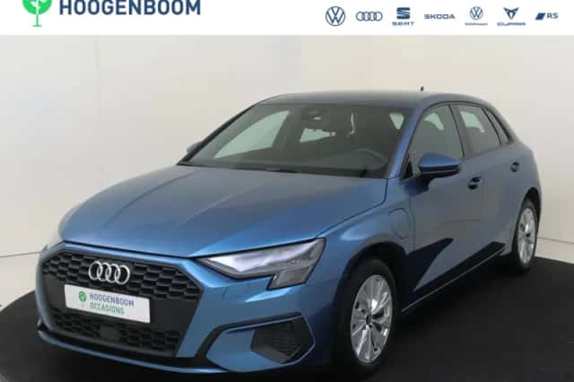 Audi A3 (2021) thumbnail 1