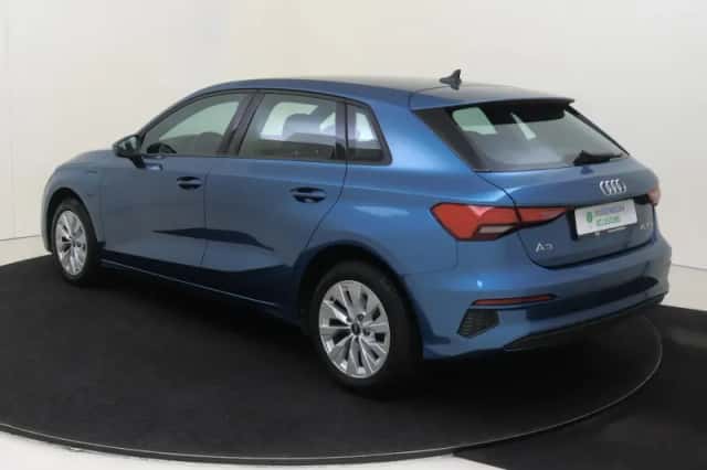 Audi A3 (2021) thumbnail 3
