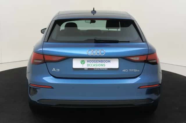 Audi A3 (2021) thumbnail 4