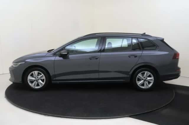 Volkswagen Golf (2025) thumbnail 2