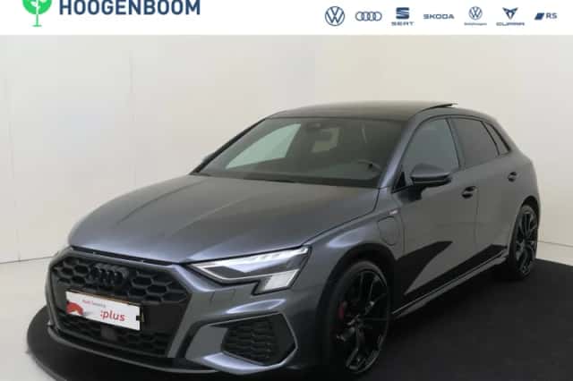 Audi A3 (2023) thumbnail 1