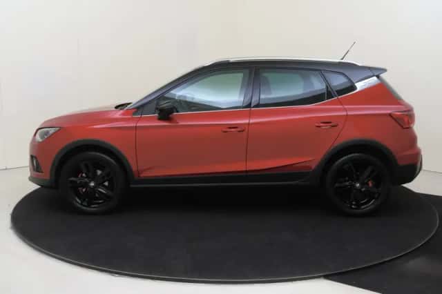 SEAT Arona (2019) thumbnail 2