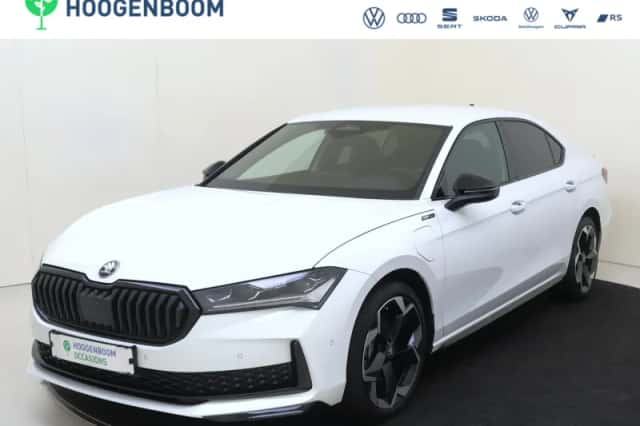 Škoda Superb (2025) thumbnail 1