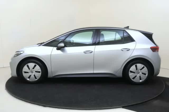Volkswagen ID.3 (2024) thumbnail 2