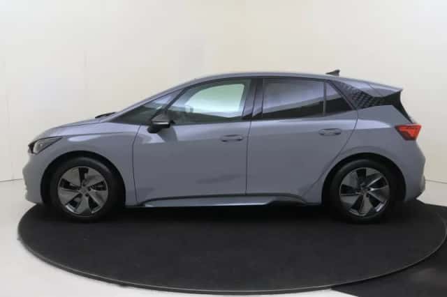 CUPRA Born (2022) thumbnail 2