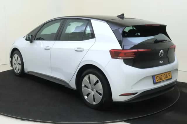 Volkswagen ID.3 (2024) thumbnail 3