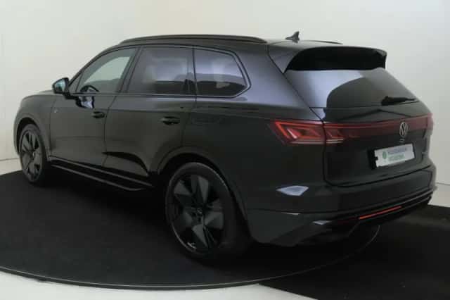 Volkswagen Touareg (2025) thumbnail 3