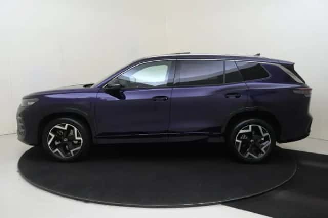 Volkswagen Tayron (2025) thumbnail 2