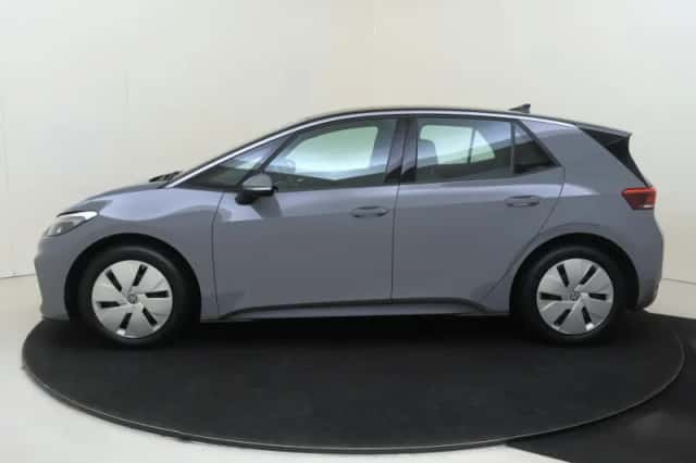 Volkswagen ID.3 (2024) thumbnail 2