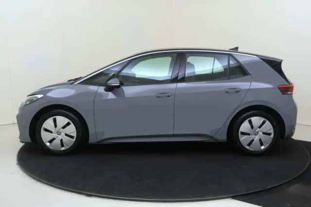 Volkswagen ID.3 (2024) thumbnail 2