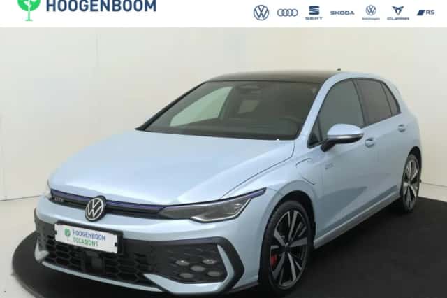 Volkswagen Golf (2025) thumbnail 1