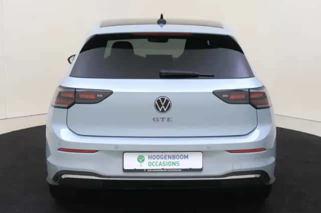 Volkswagen Golf (2025) thumbnail 4