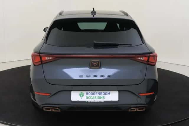 CUPRA Leon Sportstourer (2023) thumbnail 4