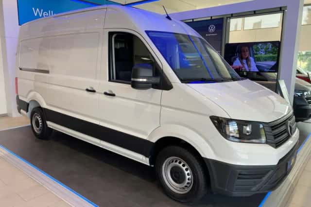 Volkswagen Crafter (2024) thumbnail 3