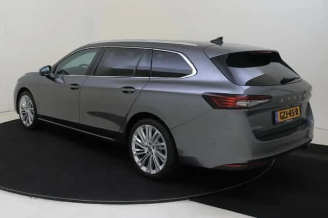 Škoda Superb (2025) thumbnail 3