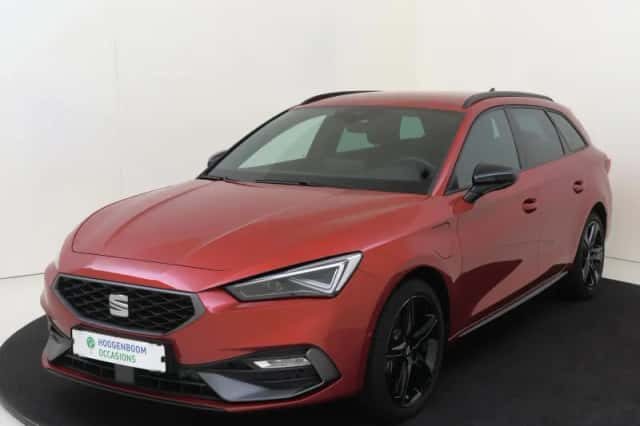 SEAT Leon Sportstourer (2025) thumbnail 1