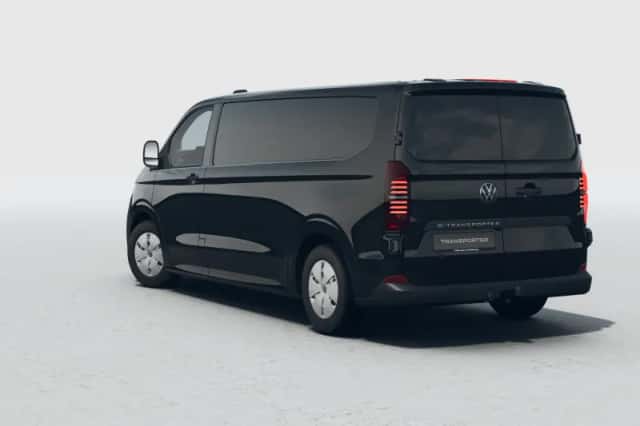 Volkswagen E-Transporter (2026) thumbnail 3