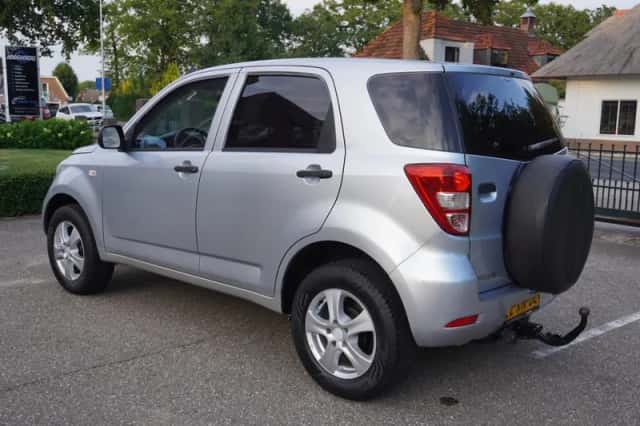 Daihatsu Terios (2007) thumbnail 3