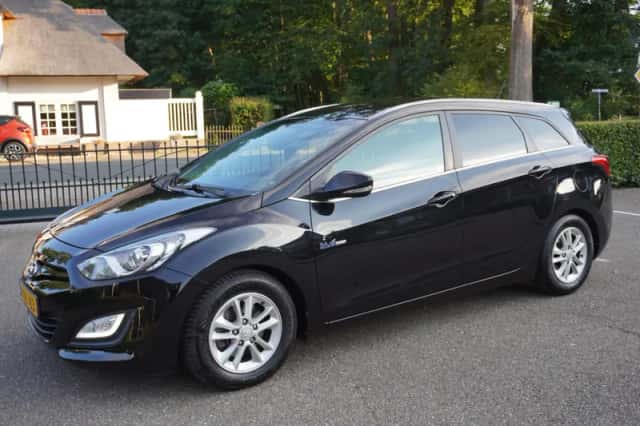 Hyundai i30 (2014) thumbnail 1