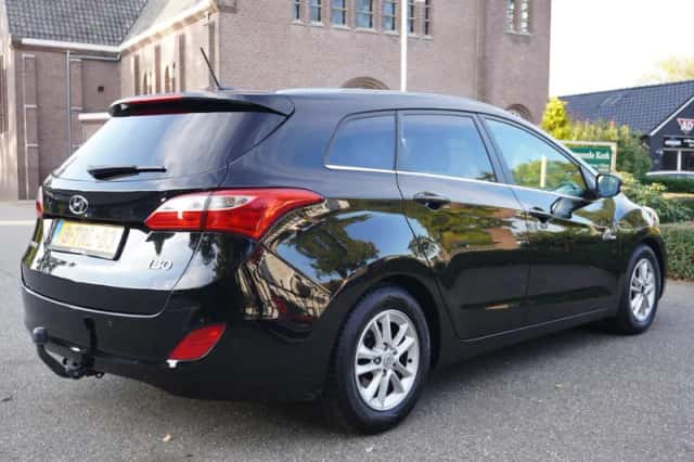 Hyundai i30 (2014) thumbnail 4