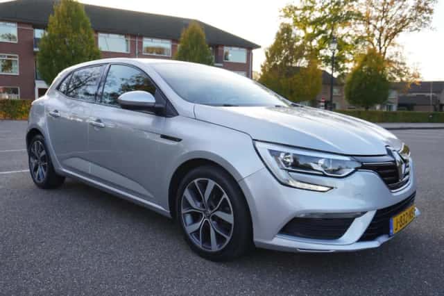 Renault Mégane (2016) thumbnail 6