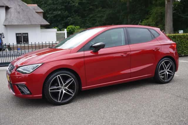 SEAT Ibiza (2018) thumbnail 1