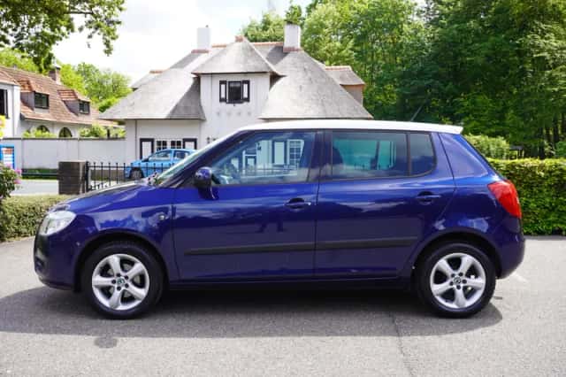 Škoda Fabia (2010) thumbnail 2