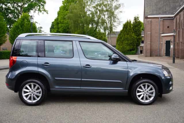Škoda Yeti (2015) thumbnail 5