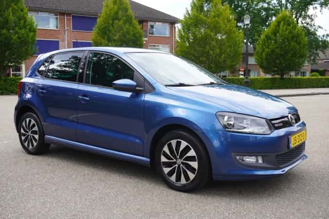 Volkswagen Polo (2016) thumbnail 6