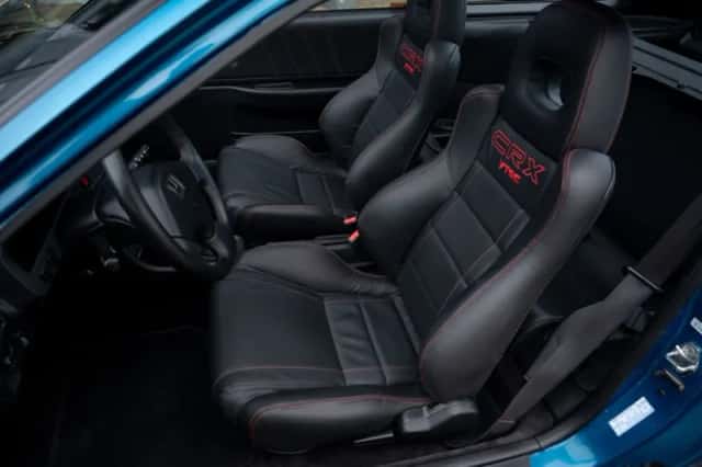 Honda CRX (1991) thumbnail 5