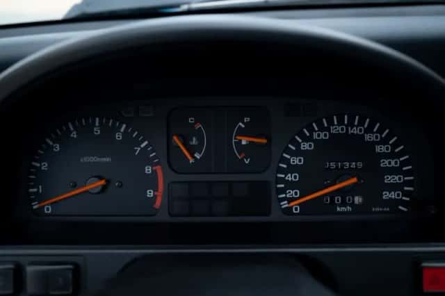 Honda CRX (1991) thumbnail 6