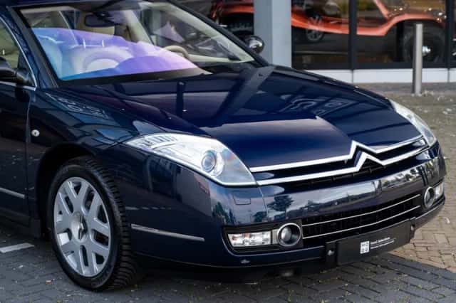 Citroën C6 (2007) thumbnail 2
