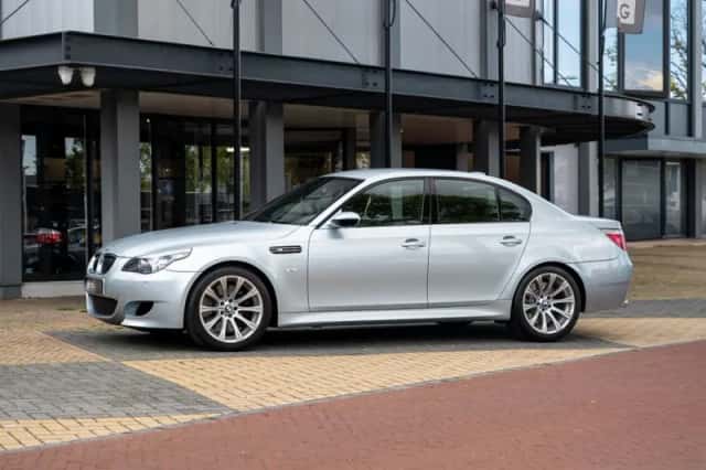 BMW M5 (2007) thumbnail 1