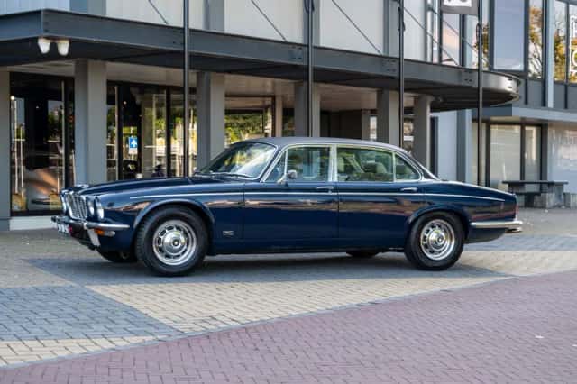 Jaguar XJ (1976) thumbnail 1